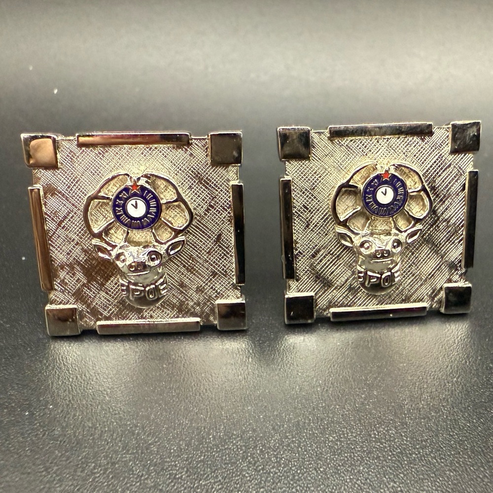 Rare Find - Elks Lodge Benevolent Protective Elk Cuff Links Silver Tone
